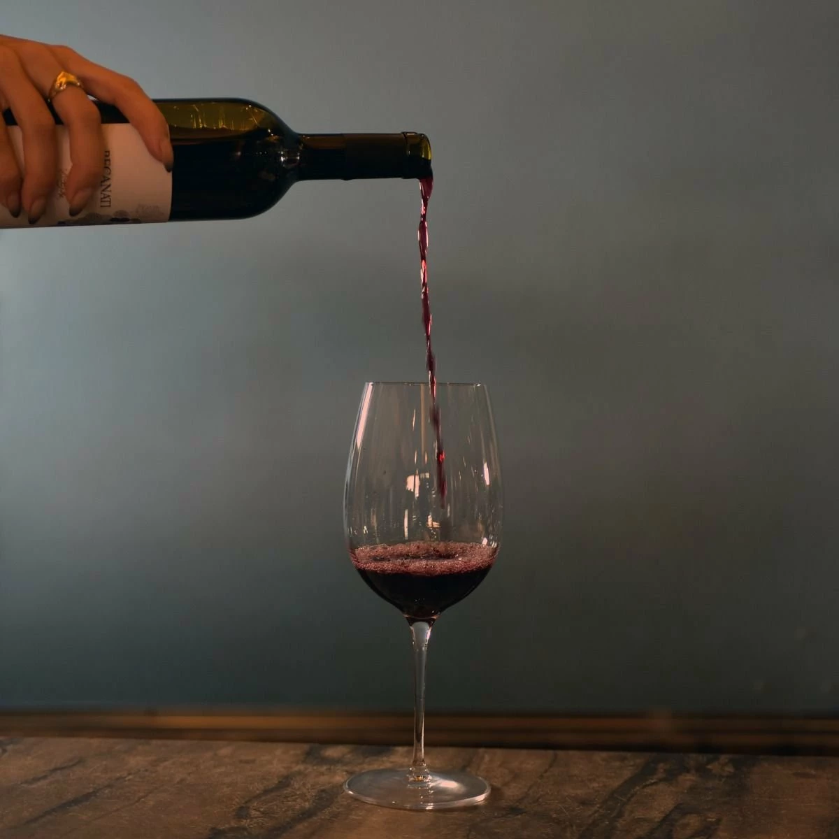 Luigi Bormioli Wine Profiles Glasses For Juicy Reds 20oz | Set Of 2 4 Luigi Bormioli Wine Profiles Glasses For Juicy Reds 20oz | Set Of 2 - Image 4