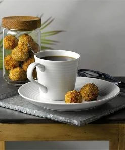 Royal Doulton Gordon Ramsay Maze Collection 8.8" Salad Plate | Light Grey -Cheap Dinnerware Store 1054418 royaldoultonamericas 04 gr maze grey salad plate