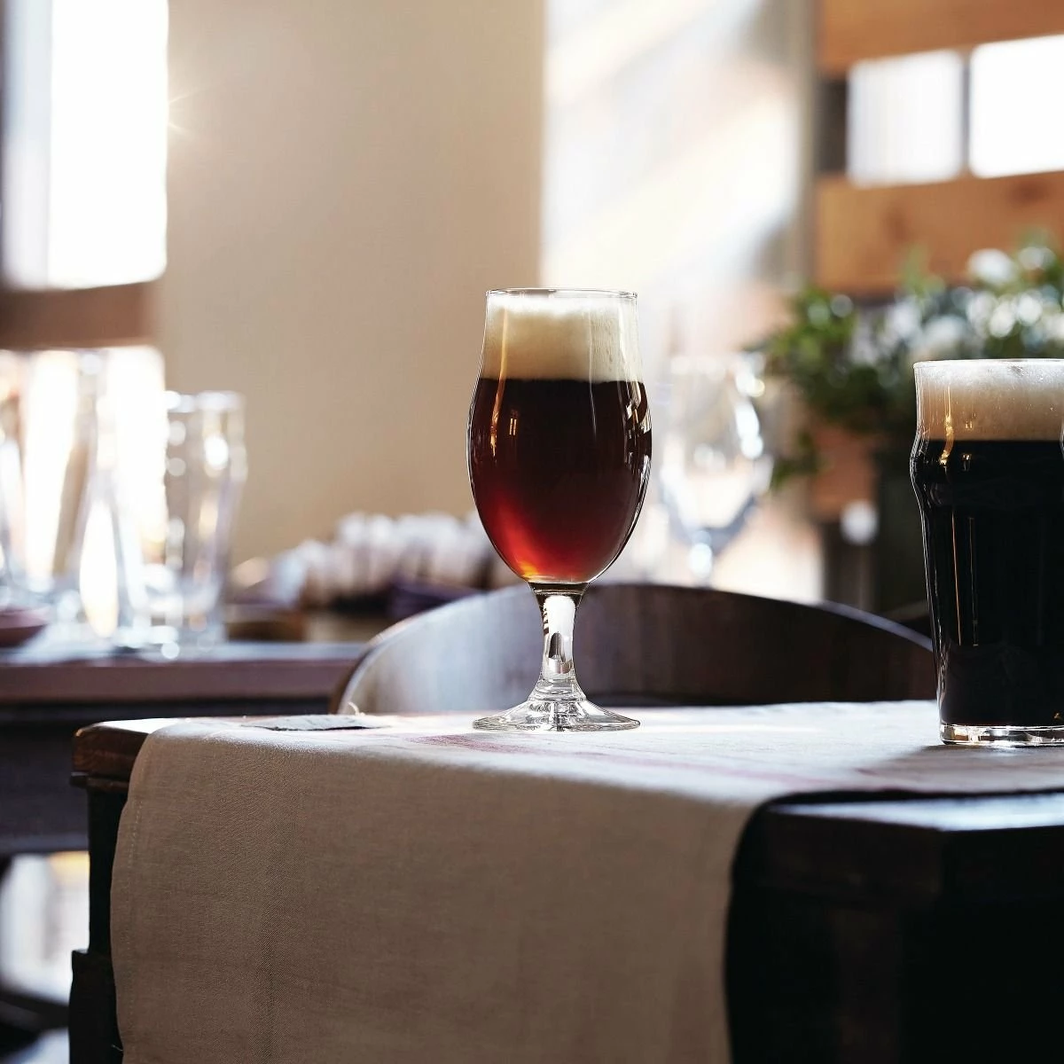 Bormioli Rocco 18oz Executive Beer Glass 5 Bormioli Rocco 18oz Executive Beer Glass - Image 5