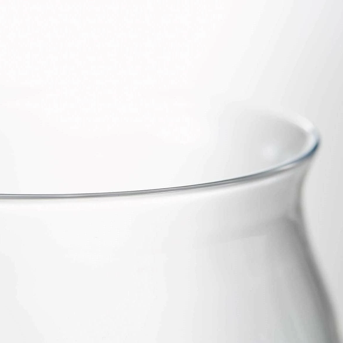 Luigi Bormioli Birrateque 17oz Cider Glass | Set Of 2 4 Luigi Bormioli Birrateque 17oz Cider Glass | Set Of 2 - Image 4