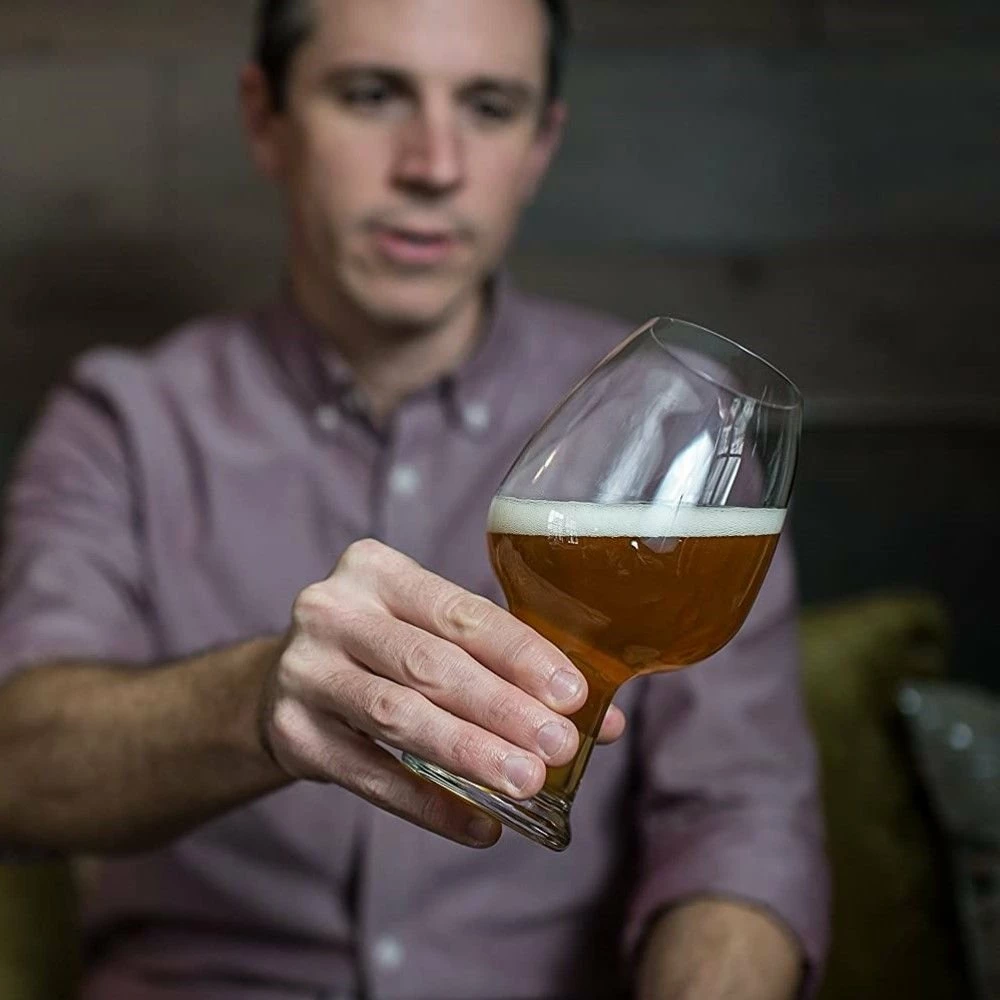 Luigi Bormioli Birrateque 26.5oz Wheat Glass | Set Of 2 7 Luigi Bormioli Birrateque 26.5oz Wheat Glass | Set Of 2 - Image 7