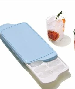 OXO Good Grips Covered Ice Cube Tray -Cheap Dinnerware Store 81qhbslu wl. ac sl1500