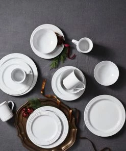 Le Creuset 10.5" Dinner Plates - Set Of 4 | White -Cheap Dinnerware Store 8937scr befa34ca826c111 1