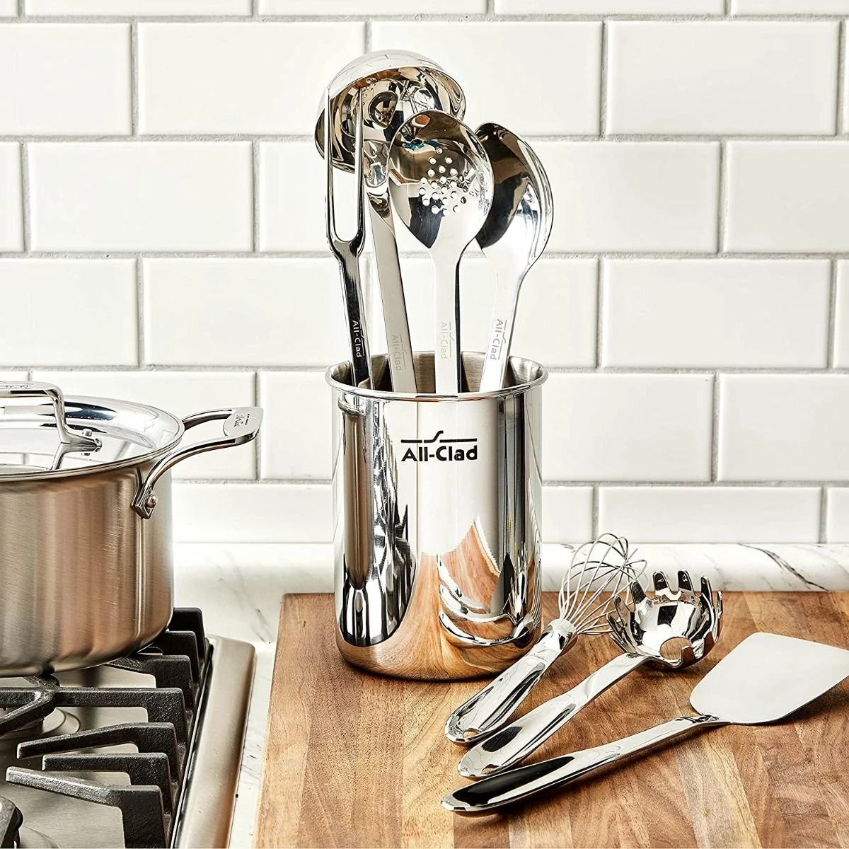 All-Clad Professional Cook & Serve Pie Server 3 All-Clad Professional Cook & Serve Pie Server - Image 3