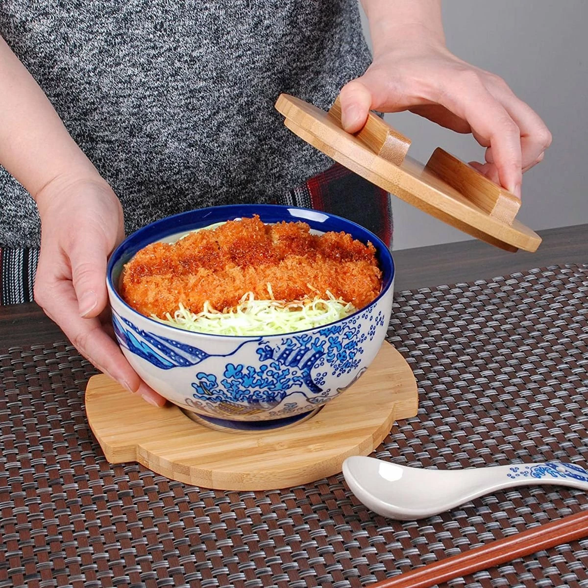 Fuji Merchandise 6.25" Bowl With Wooden Lid & Trivet Set | Hokusai 7 Fuji Merchandise 6.25" Bowl With Wooden Lid & Trivet Set | Hokusai - Image 7