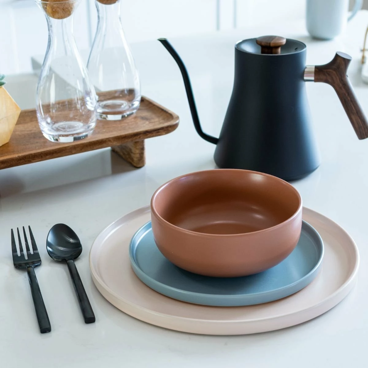 Everything Kitchens Modern Flat 24-Piece Dinnerware Set | Soft Pink, Dusty Blue, Terracotta 8 Everything Kitchens Modern Flat 24-Piece Dinnerware Set | Soft Pink, Dusty Blue, Terracotta - Image 8