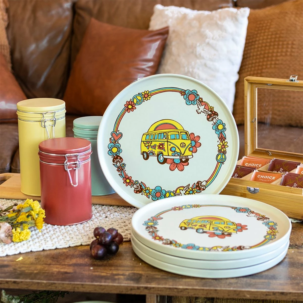 Everything Kitchens Modern Flat 12-Piece Dinnerware Set | Peace & Love 6 Everything Kitchens Modern Flat 12-Piece Dinnerware Set | Peace & Love - Image 6