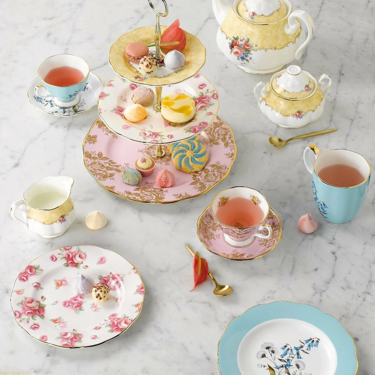 Royal Albert 100 Years 1950-1990 10-Piece Set | Festival, Golden Rose, Poppy, Rose Blush & Bouquet 7 Royal Albert 100 Years 1950-1990 10-Piece Set | Festival, Golden Rose, Poppy, Rose Blush & Bouquet - Image 7