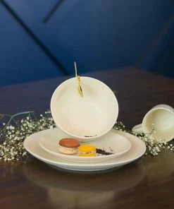 Everything Kitchens Modern Colorful Neutrals - Rippled 16-Piece Dinnerware Set - Matte | Beige