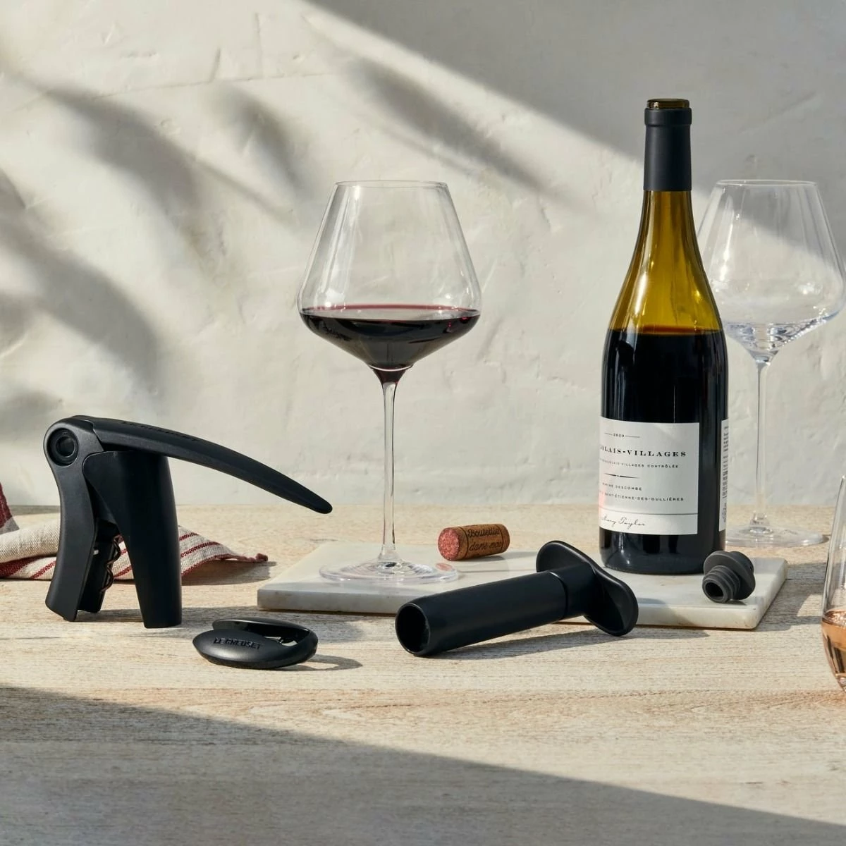 Le Creuset 5-Piece Wine Tools Set | Black & Grey 3 Le Creuset 5-Piece Wine Tools Set | Black & Grey - Image 3