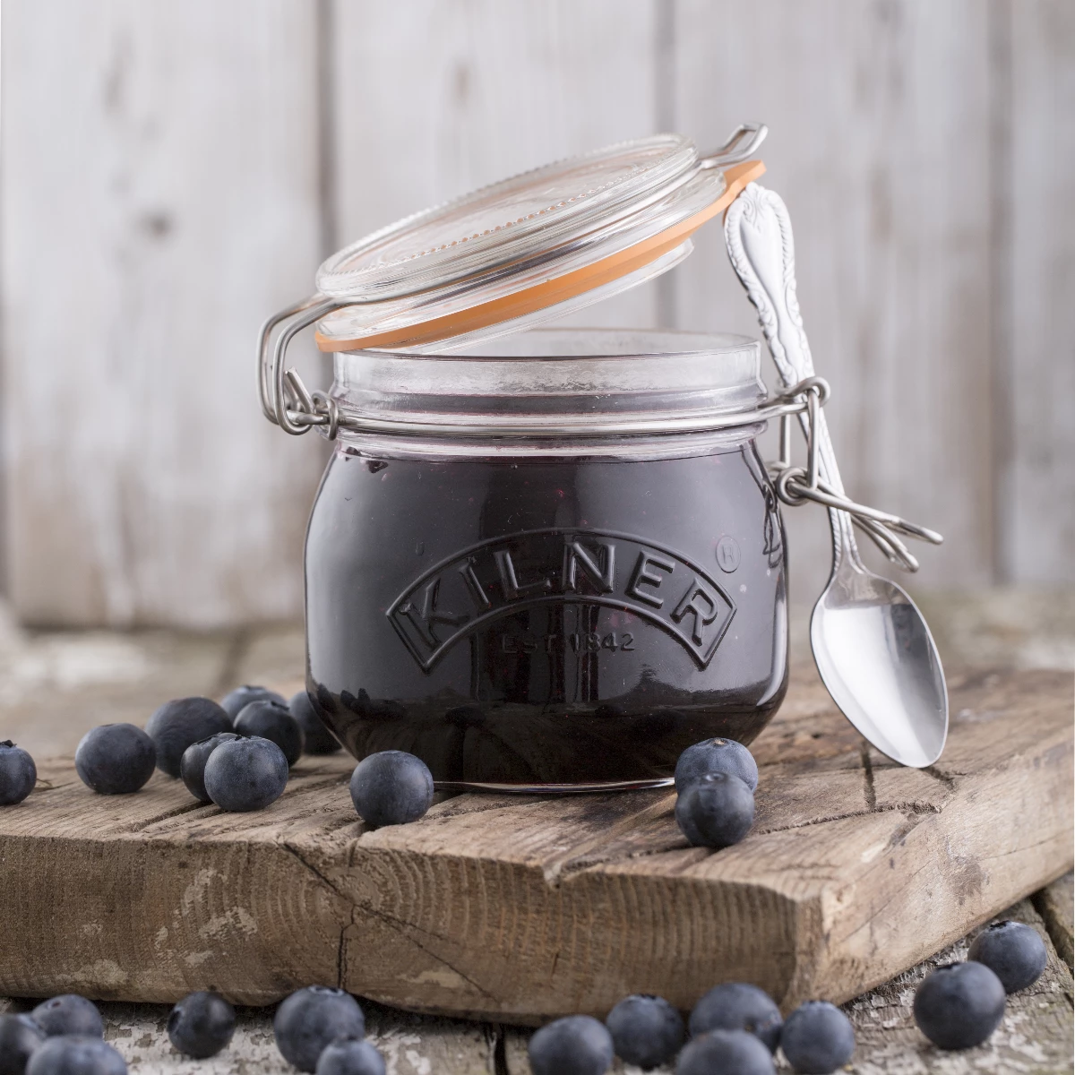 Kilner Swing Top Round Glass Jar | 17oz 2 Kilner Swing Top Round Glass Jar | 17oz - Image 2