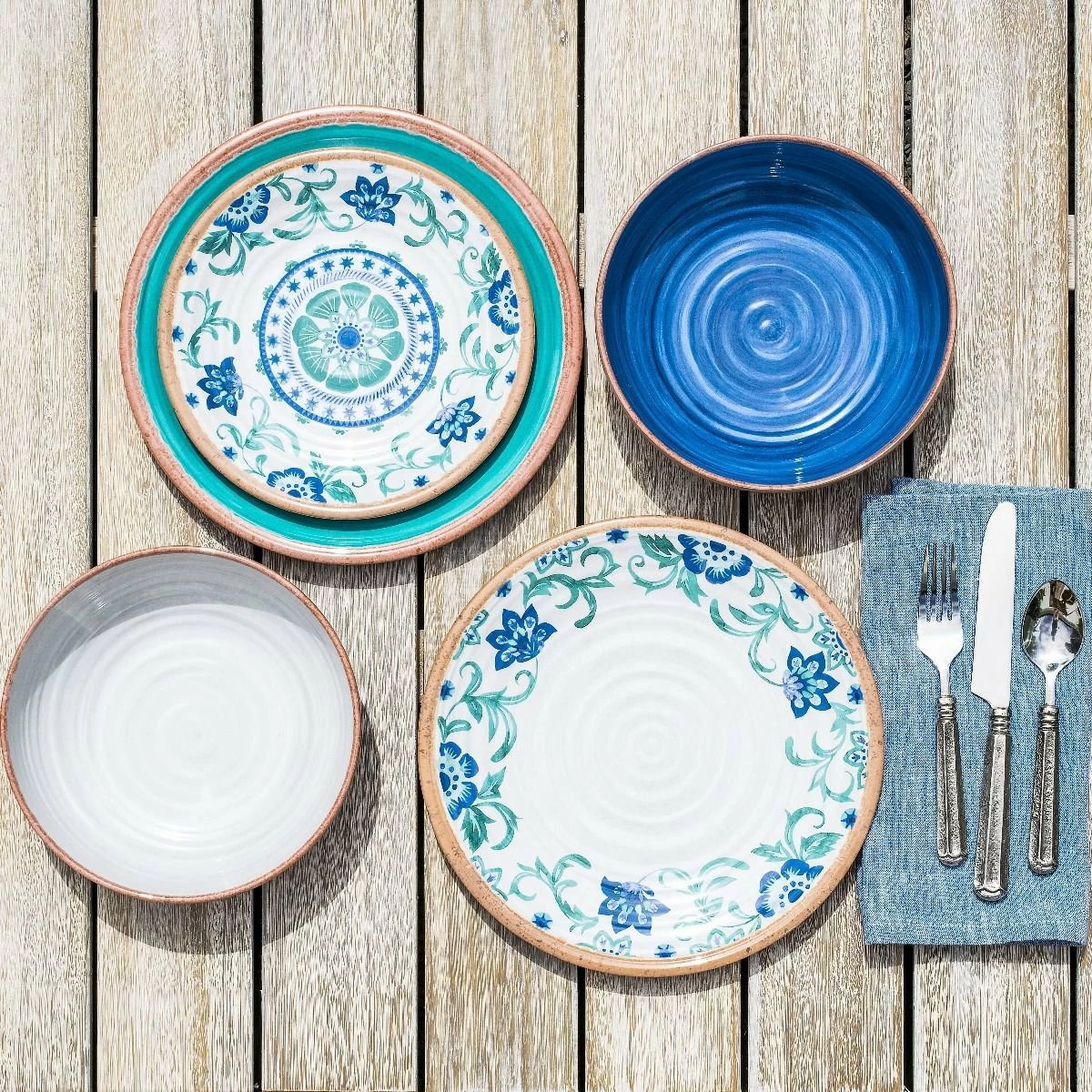 TarHong Melamine Tabletop 10.5" Round Dinner Plate | Rustic Swirl Indigo 2 TarHong Melamine Tabletop 10.5" Round Dinner Plate | Rustic Swirl Indigo - Image 2