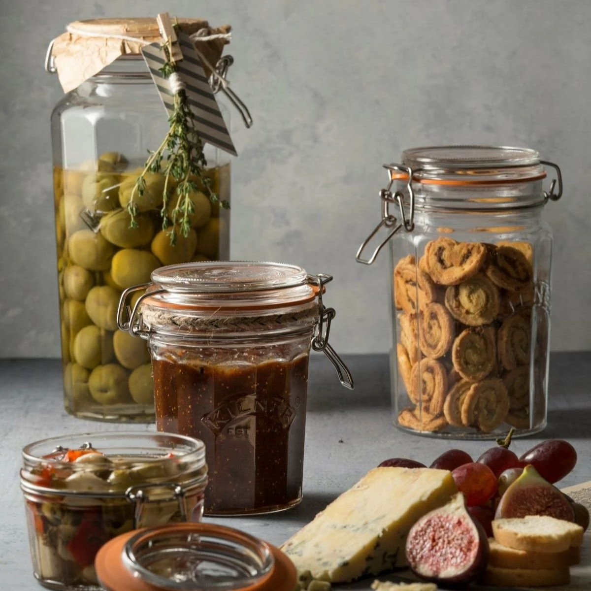 Kilner Facetted Clip Top Jar | 63.4oz 5 Kilner Facetted Clip Top Jar | 63.4oz - Image 5